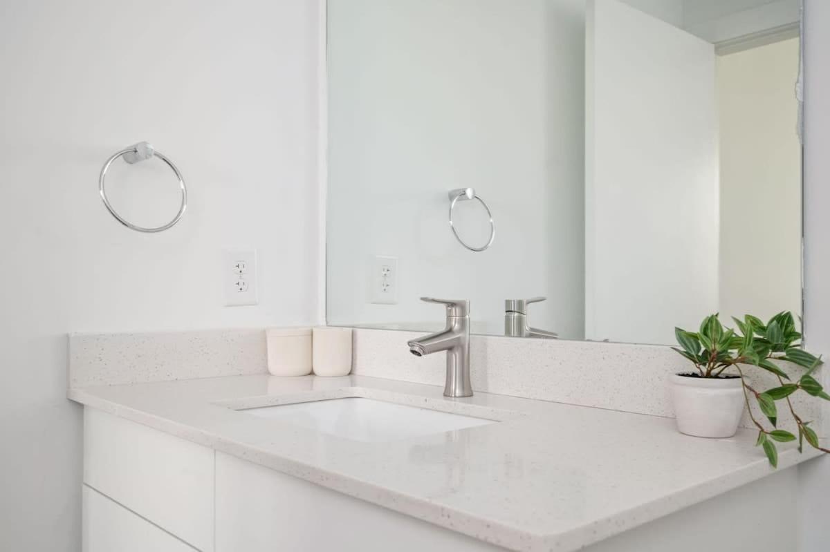 Вилла Luxury 5Beds 3Baths 2Balcony Penthouse 542Blvd Атланта Экстерьер фото
